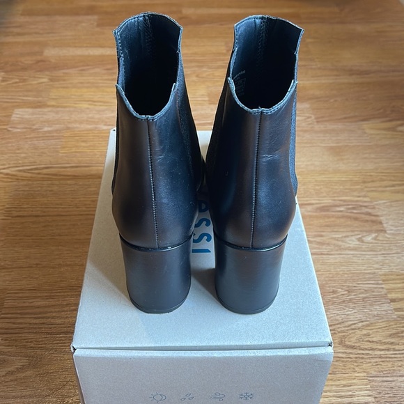 Zara Leather Ankle Boots with Stretch Detail Sz 6.5 - Picture 4 of 9